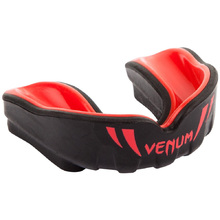 Venum Challenger Black/Red Kids Mouth Guard